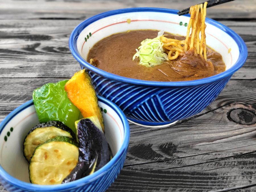 夏野菜のカレーラーメン