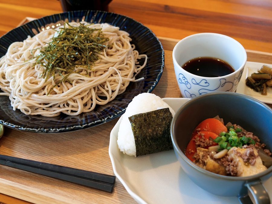 SOBA＆CAFÉ　sanpo そば